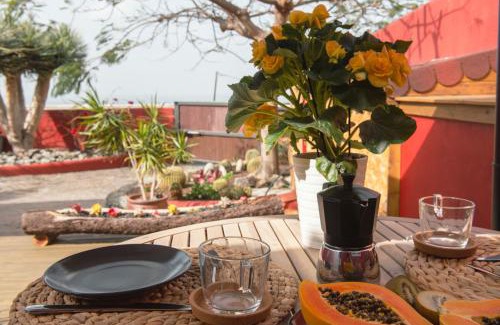 Punta del Hidalgo Apartment | Papaya Cottage Punta del Hidalgo La Azócar