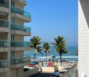 Recreio dos Bandeirantes Apartment | Paraíso à sua Porta Ap Luxuoso Prédio Frontal Mar