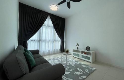 Taman Bukit Mewah Apartment | Paradigm Mall Cozy Stay 2 parkings 7 pax