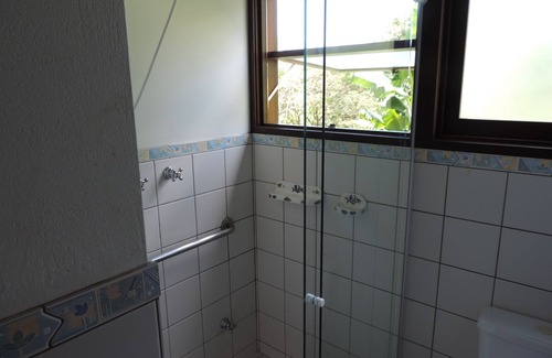 Garopaba House | Paradise at Silveira Beach. House for 8/10 people with beautiful view w /the sea.