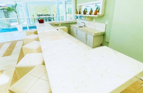 Marina House | Paradise by the Sea.