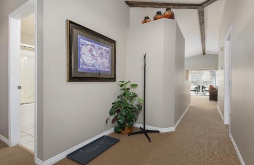 Lethbridge Apartment | Paradise Canyon Golf Resort - Signature Condo 382