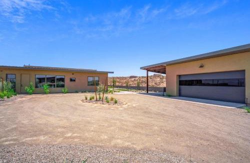 Fort McDowell House | Paradise Canyon-Pool&Spa-Mountain Views-Estate 2