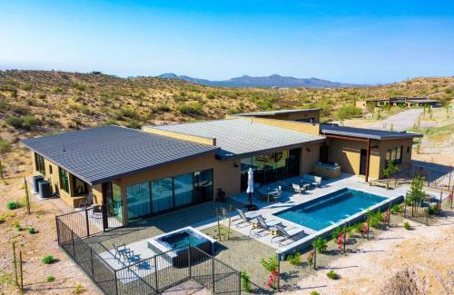 Fort McDowell House | Paradise Canyon-Pool&Spa-Mountain Views-Estate 2