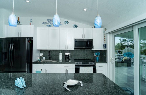 Stillwright Point Villa | Paradise Cove 2nd floor- Key Largo