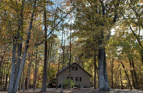 Huddleston House | Paradise Found at Smith Mountain Lake