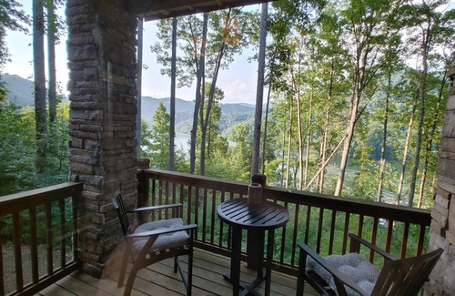 Bear Lake Reserve Condo | Paradise found! Escape,relax, renew and retreat to nature. Lakefront views await