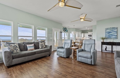 Bermuda Beach House | “Paradise Found” Second row beach house with spectacular views of the ocean!