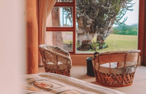 Wesley Villa | Paradise - Four Bedroom Villa, Sleeps 8