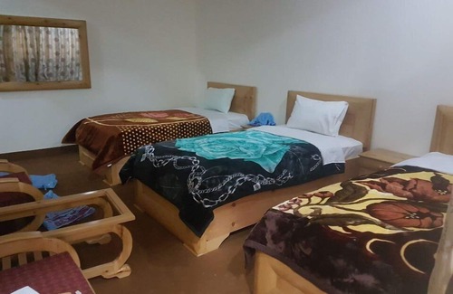 Gilgit Hotel | Paradise Hotel And Restaurant