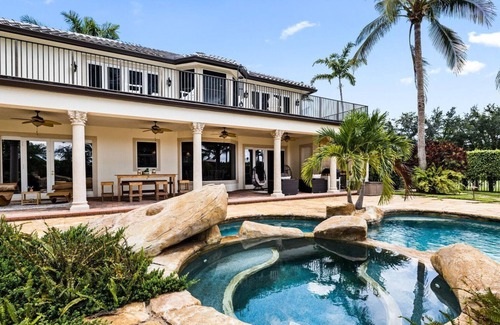 Wellington House | Paradise in Wellington; Luxury Elegant Pool home
