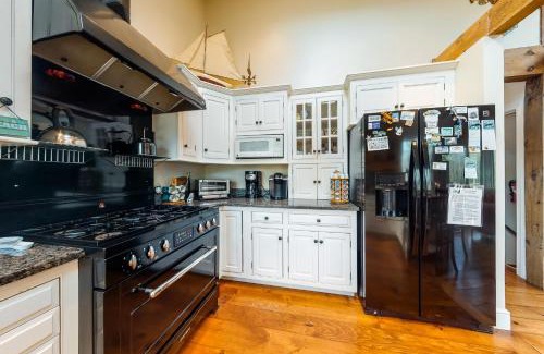 Orleans House | Paradise On Cape Cod