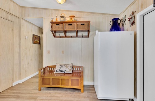 Cross Key Waterways House | Paradise on main canal with spectacular sunset