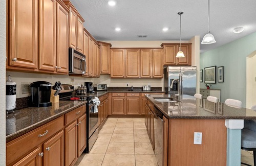 Lindfields Villa | Paradise Palms Resort 6 Bedroom, 5 Bath & Pool