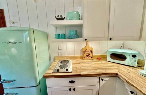 Fort Myers River District House | Paradise Ranch Bunkhouse · Horse Ranch Adventures