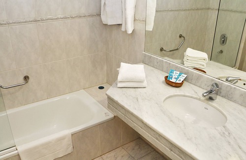 Bahia Blanca Hotel | Paradores Austral Bahia Blanca
