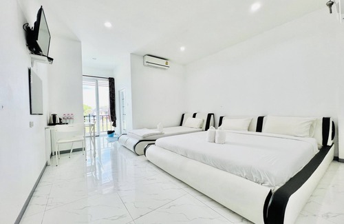 Ban Dung Hotel | Parichat Bandung Hotel