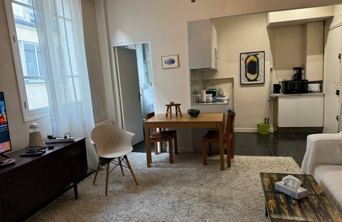 Quartier de la Folie-Mericourt Apartment | Paris 11: Appartement Entre République et Bastille