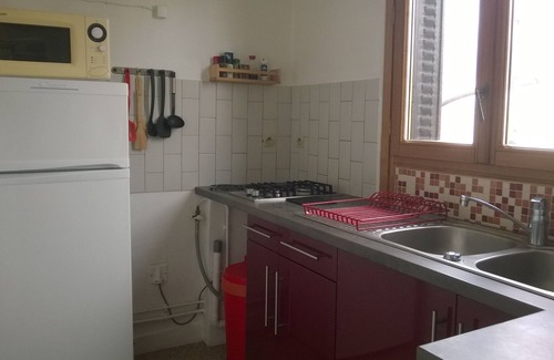 Amerique Apartment | Paris 'Buttes Chaumont ' Park : quiet, cosy sunny residential apartment 58 sqm