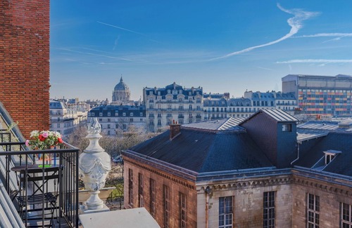 Notre-Dame-des-Champs Apartment | Paris St Germain Loft residence