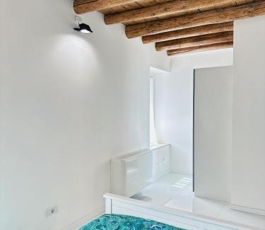 Sud-Ovest Apartment | PARISI - VERONA FIERA LUXURY Golosine 2