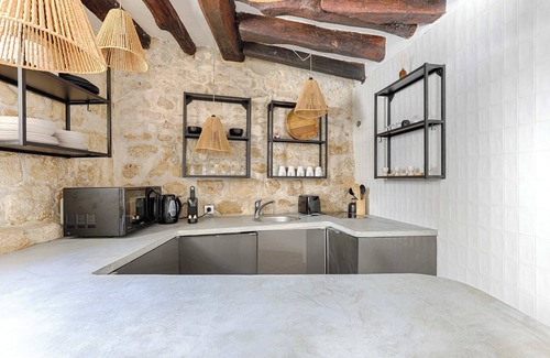 Quartier de la Roquette Apartment | Parisian Atypic Apartment close to place Bastille