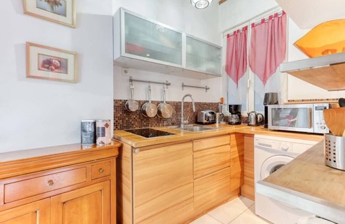 Quartier Sainte-Avoye Apartment | Parisian Cocoon 1bdr Flat - Prime Loc le Marais