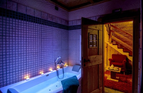 Teola Hotel | Park Chalet Village