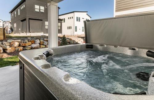 Park City House | Park City view 5br 3.5ba hot tub sleeps 10 BBQ