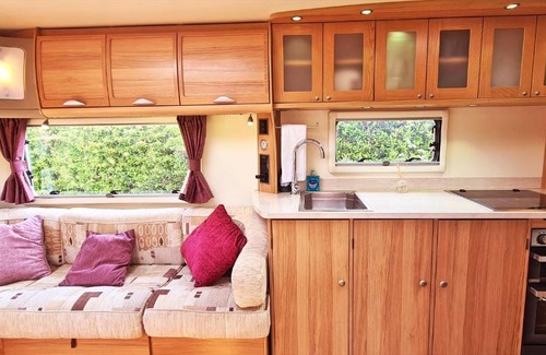 New Forest District House | Park Farm Touring Caravan, Minstead, New Forest