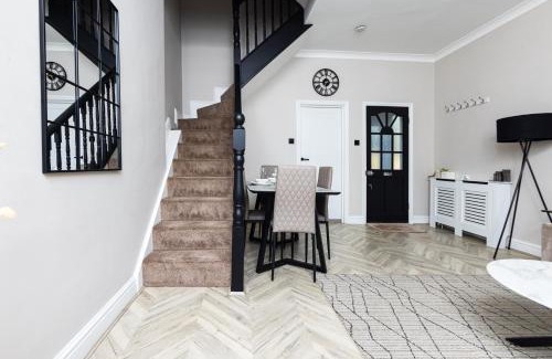 Stroud Green Apartment | Park House, Refurbed Modern Interior, Located In Finsbury Park