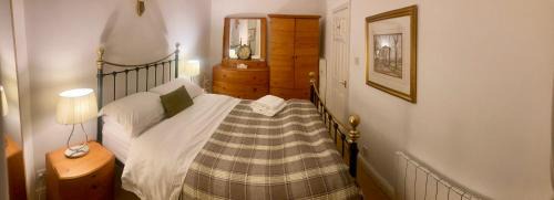 Blackford House | Park side Cottage, Number 2, The Morays