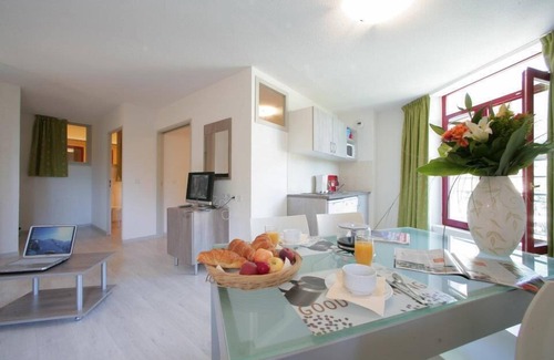 Allevard Apartment | Parking, tv, ski locker, 35m², Le Collet d'Allevard