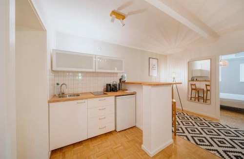 Alt-Treptow Apartment | Parklounge Apartment in historic Villa