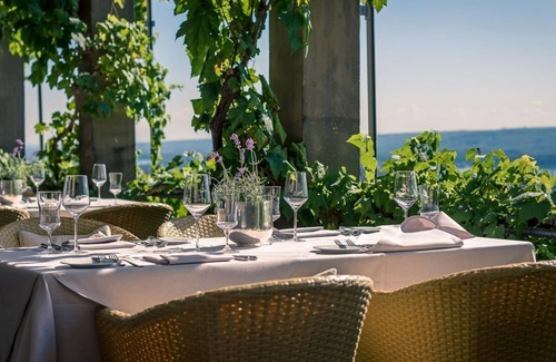 Johannisberg House | Parkresidenz Classic Doppelzimmer Inkl. Frühstück - Relais & Châteaux Hotel Burg Schwarzenstein