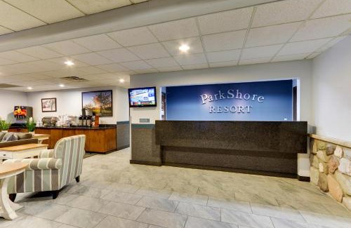 Traverse City Hotel | Parkshore Resort