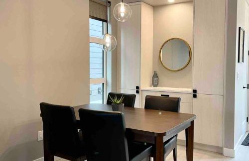 Regional District of Nanaimo Apartment | Parksville Townhome 2 bedroom pool gym