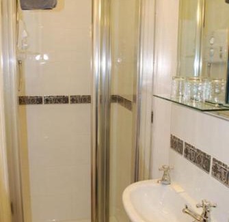 City Centre Dublin House | Parkway Guesthouse