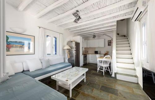 Molos Apartment | Paros 3 bedrooms Maisonette for 6 persons by MPS