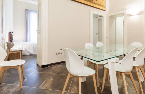 Chiaia Apartment | Parthenope Apartment by Wonderful Italy