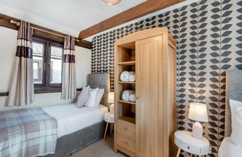 Colchester Apartment | Partridge - Uk48173