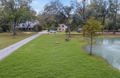 Madisonville House | Party in New Orleans, Rejuvenate in Madisonville! 528 Hwy 1085, Madisonville, LA
