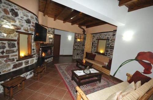 Karpenisi House | Pasithei