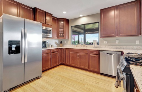 Paso Robles House | PASO PANORAMA- Private Swimming Pool, Hot Tub & Game Room