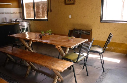 Eugenio Bustos Bed & Breakfast | Pasos Andinos B&B