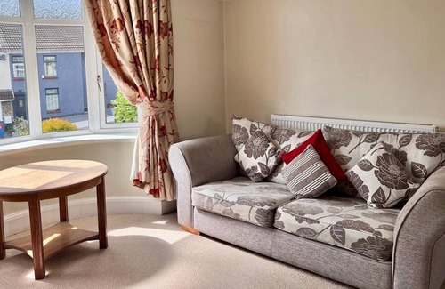 Mynyddbach House | Pass the Keys | Airy Spacious home City Centre