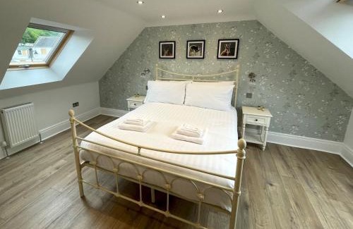 Kirkcudbright Apartment | Pass the Keys Beautifully Presented 3BR Luxury Apartment