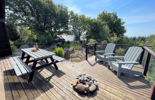 Rockcliffe House | Pass the Keys Beautiful 2BR Beach Lodge Set In Stunning Gardens