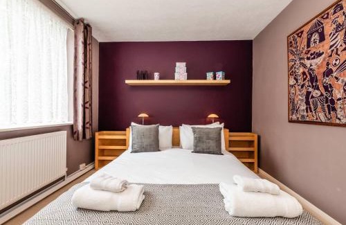 Richmond-upon-Thames Apartment | Pass the Keys City Convenience The Complete Package Teddington