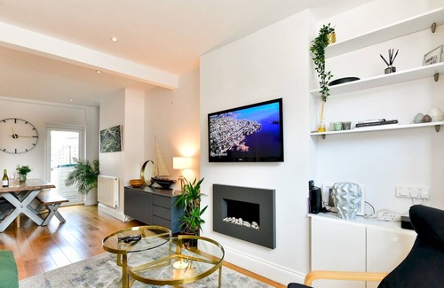 Pontcanna House | Pass the Keys | Classy 3 bedroom house in the heart of Pontcanna